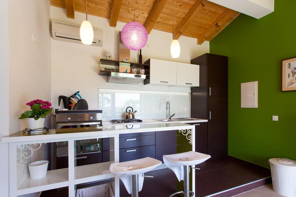 Premium Central Apartments Врсар Экстерьер фото